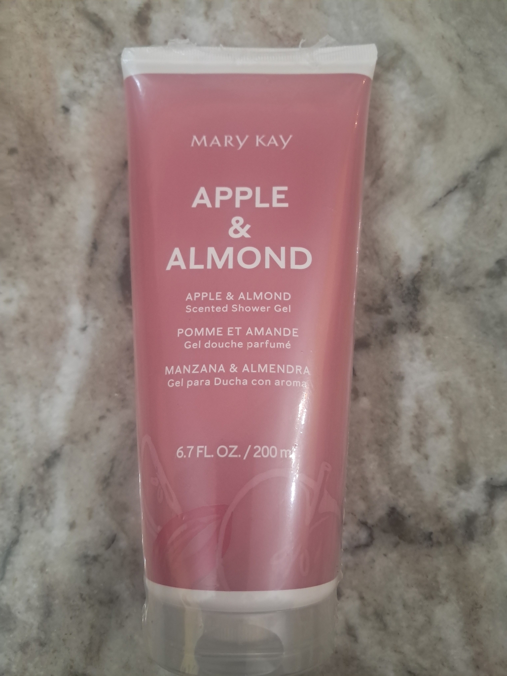 Mary Kay Apple & Almond Scented Shower Gel – Pink
